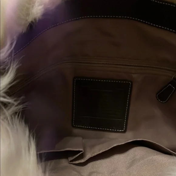 Coach Brown and Cream Signature Shoulder Bag with Fur Trim - Picture 4 of 5